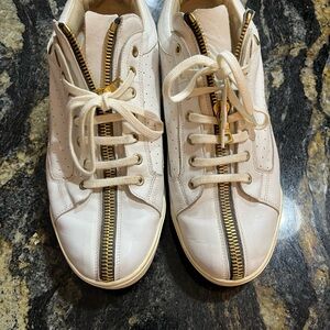 Men’s Santoni runners